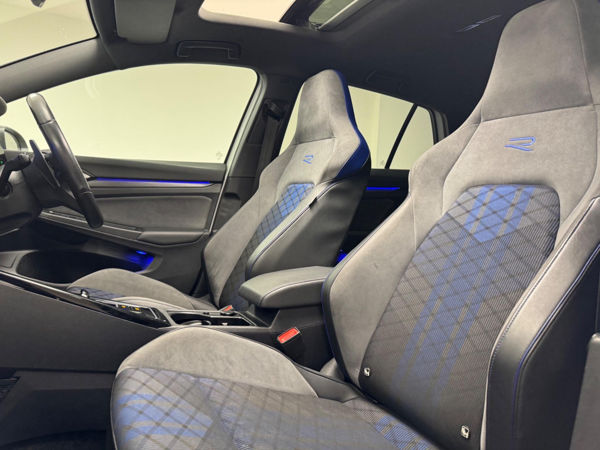 Volkswagen Golf view 29