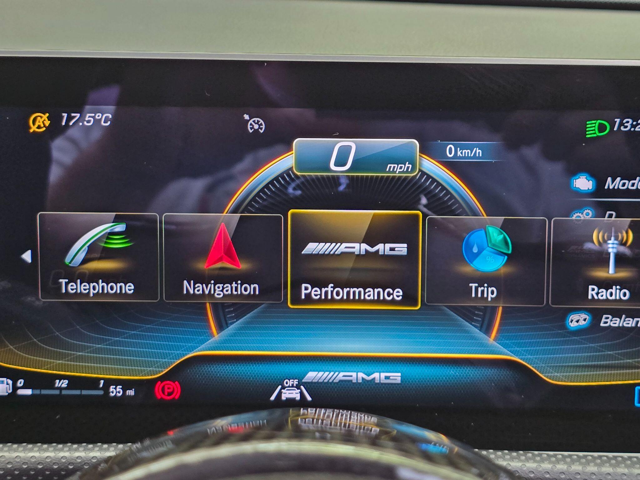Mercedes-Benz CLA view 29