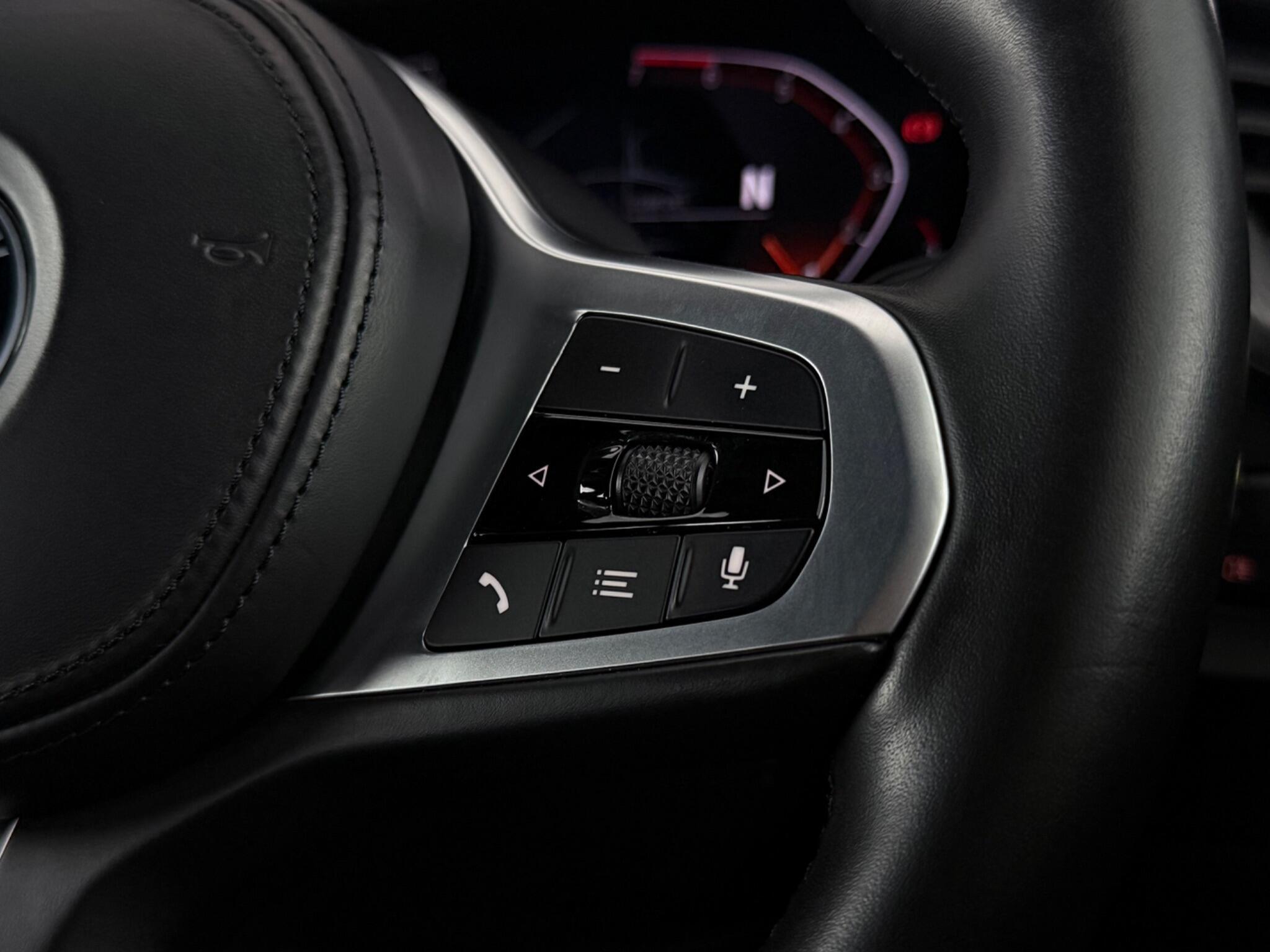 BMW 2 Series view 14