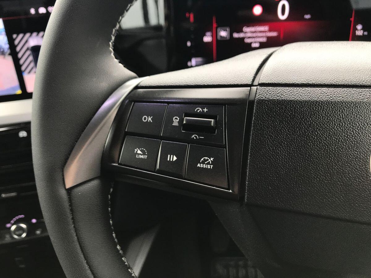 Vauxhall Mokka view 24