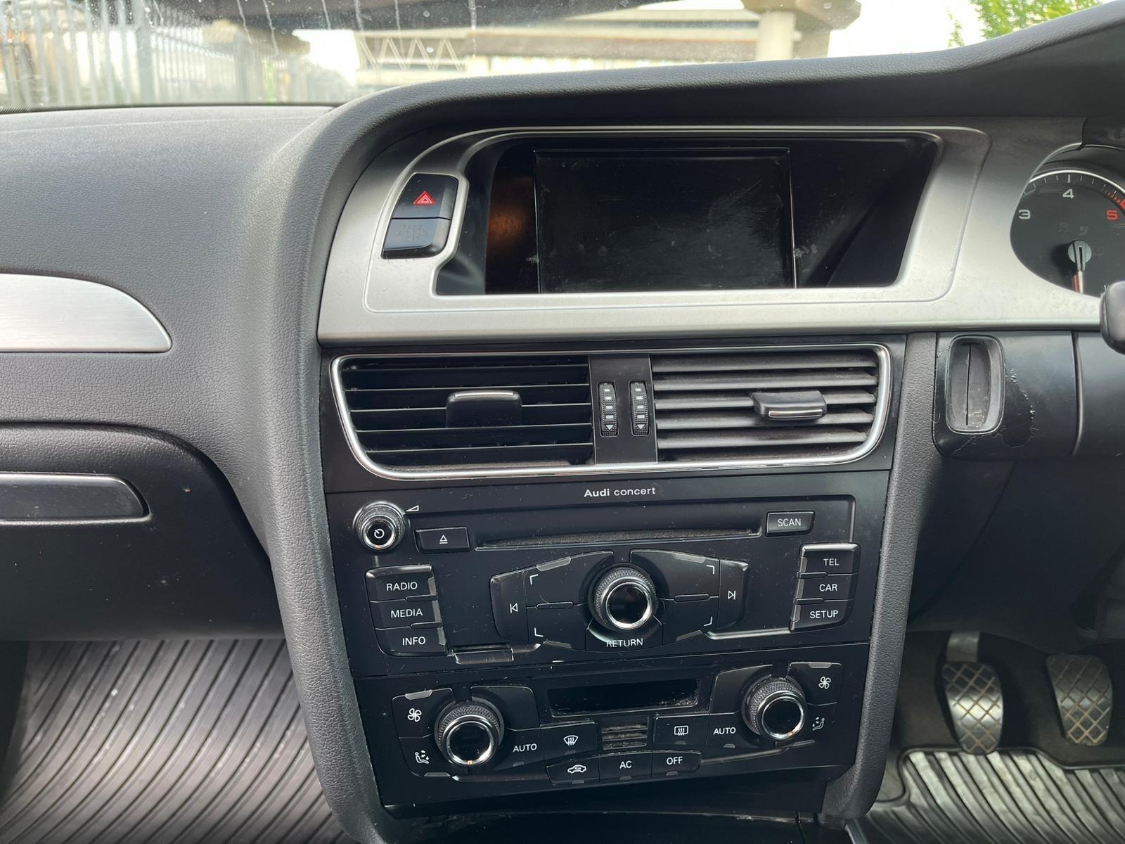 Audi A4 view 51
