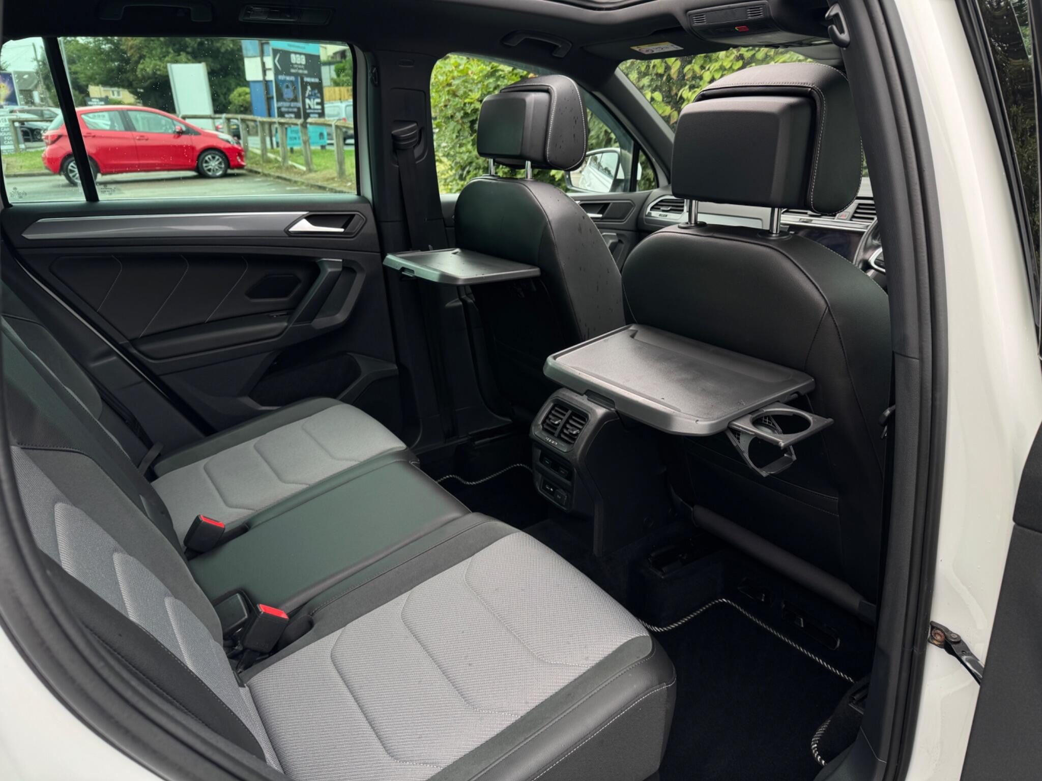 Volkswagen Tiguan view 27
