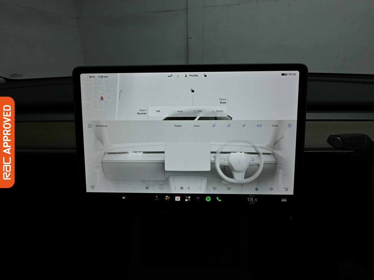 Tesla Model Y view 24