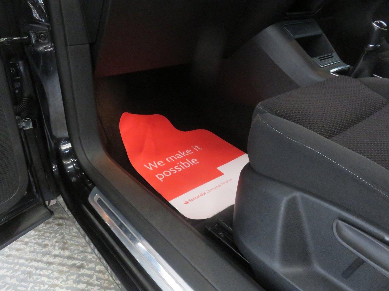 Volkswagen Tiguan view 31