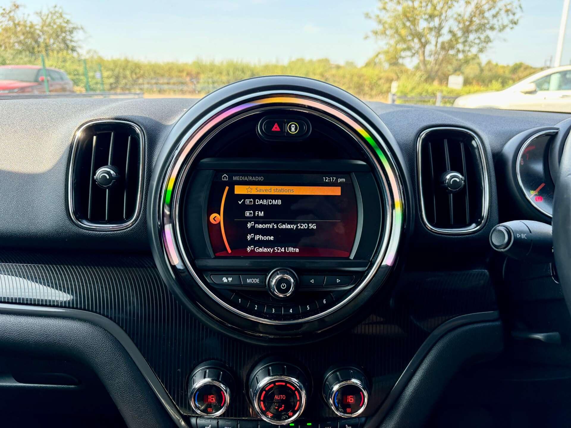 Mini Countryman view 48