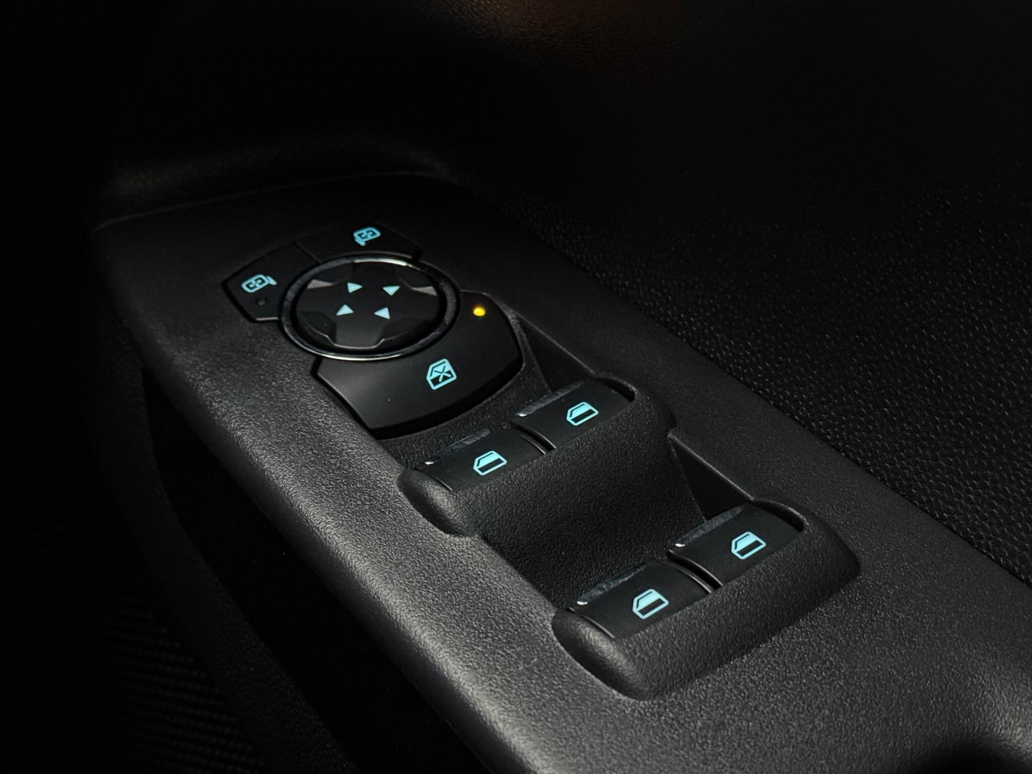 Ford Ecosport view 18