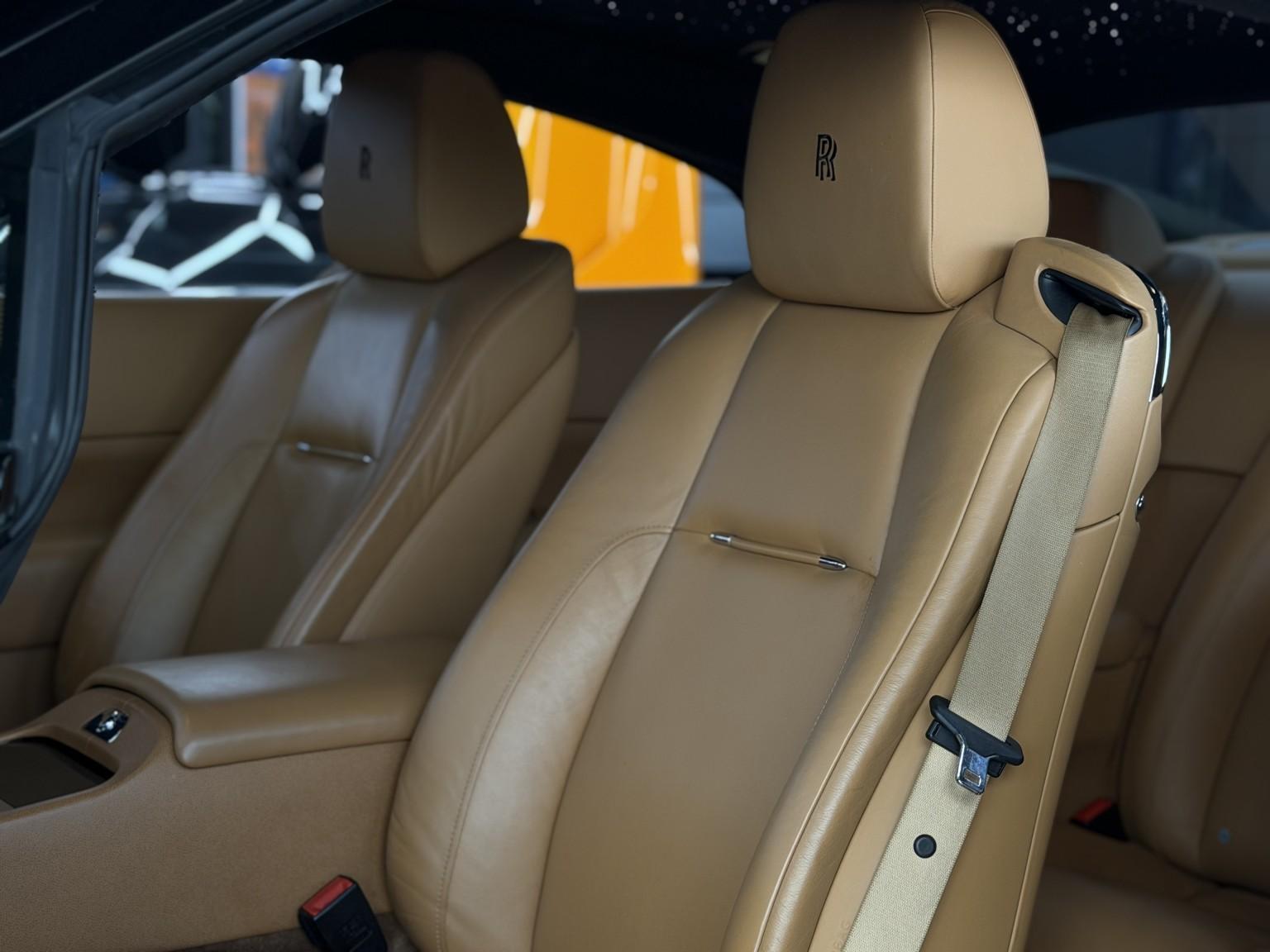 Rolls-Royce Wraith view 43