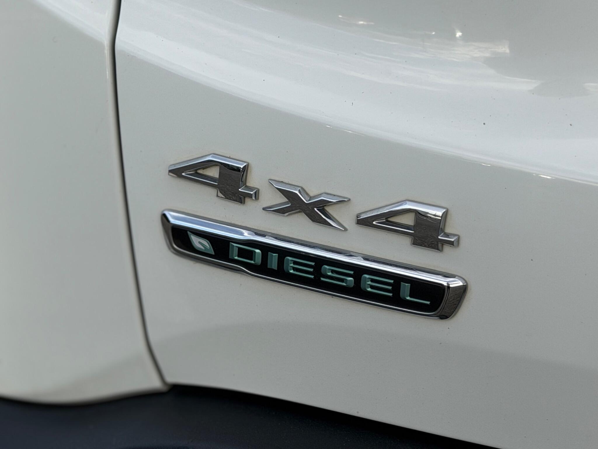 Jeep Renegade view 30