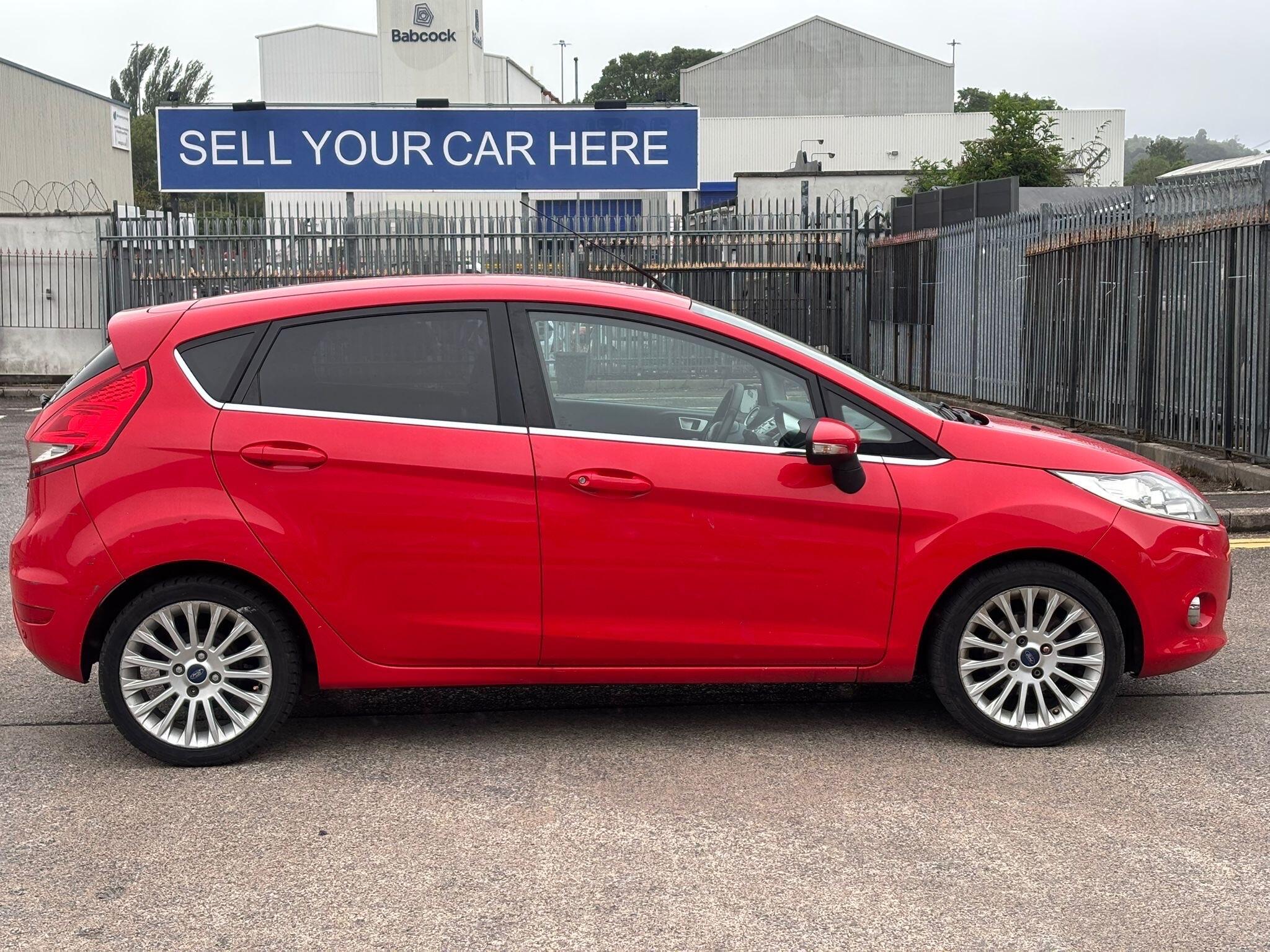 Ford Fiesta view 13