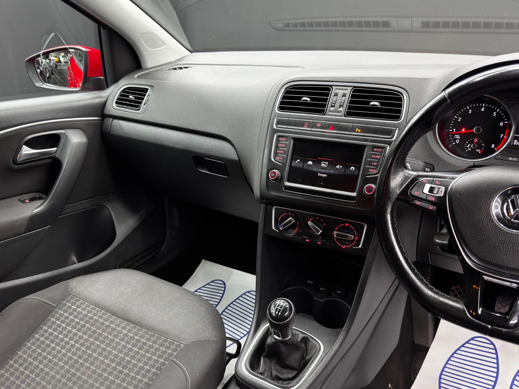 Volkswagen Polo view 23