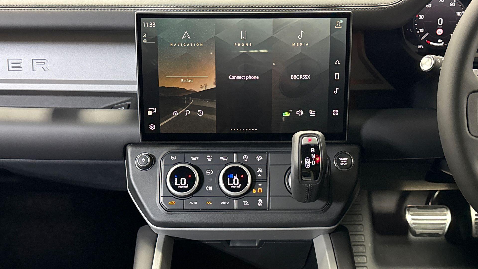 Land Rover Defender view 14