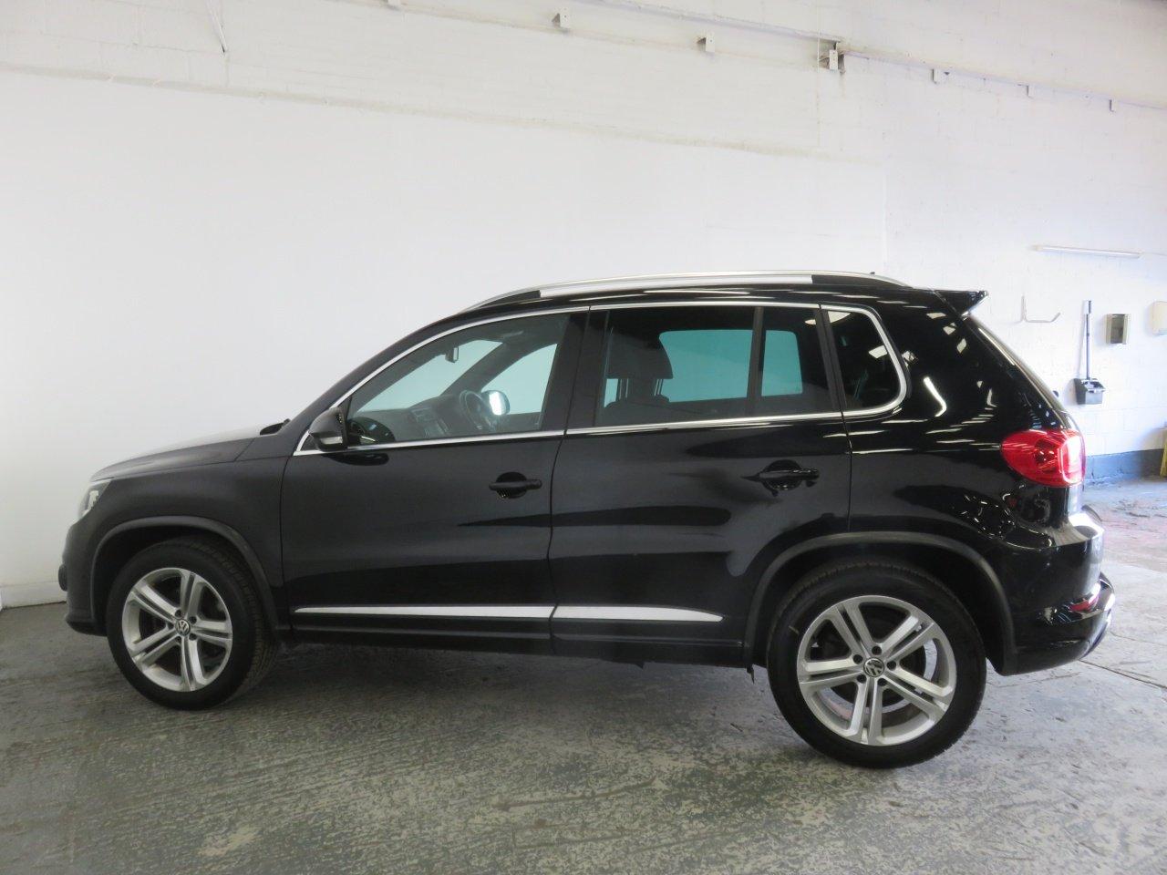 Volkswagen Tiguan view 10