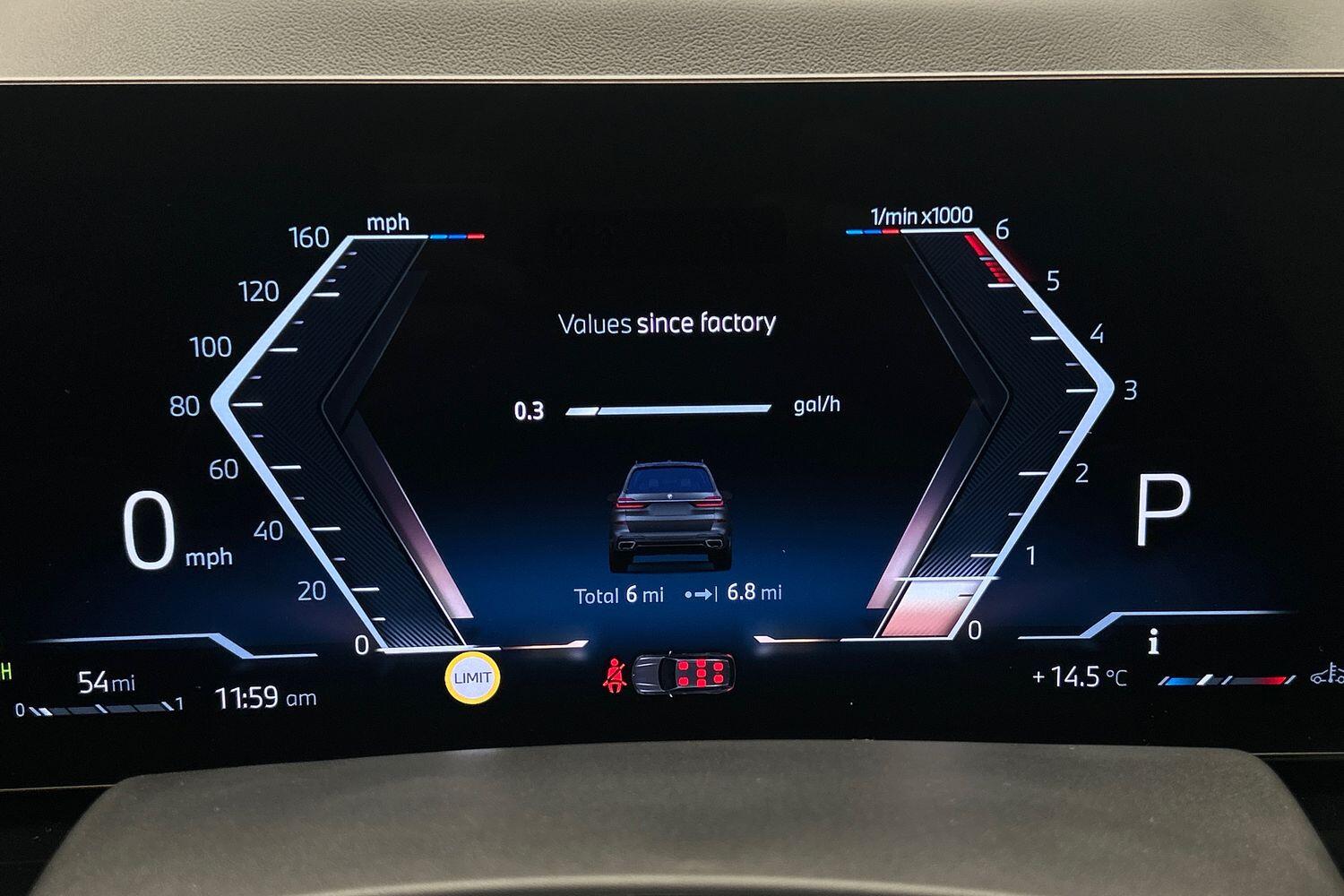 BMW X7 view 9