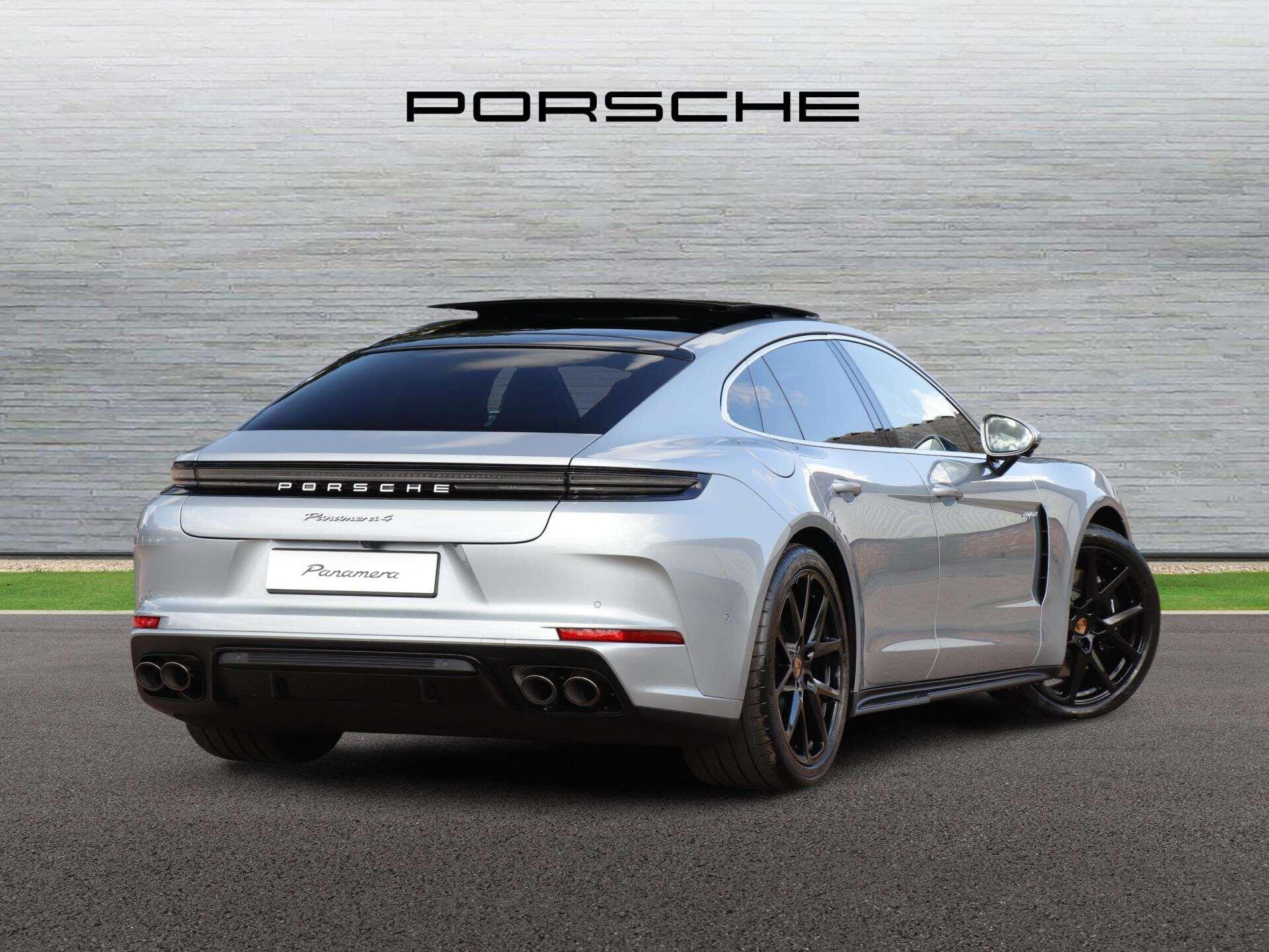 Porsche Panamera view 3