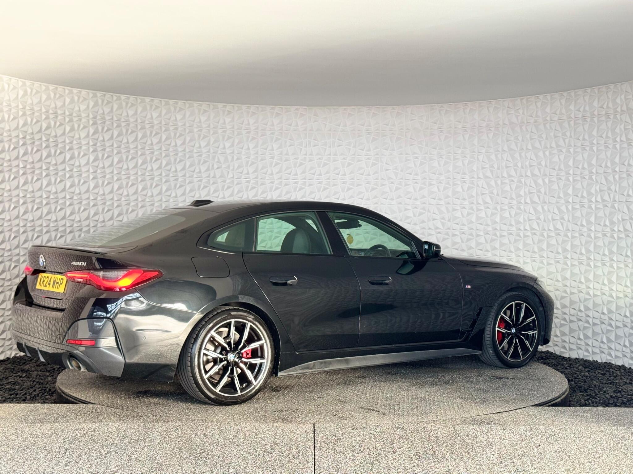 BMW 4 Series view 11