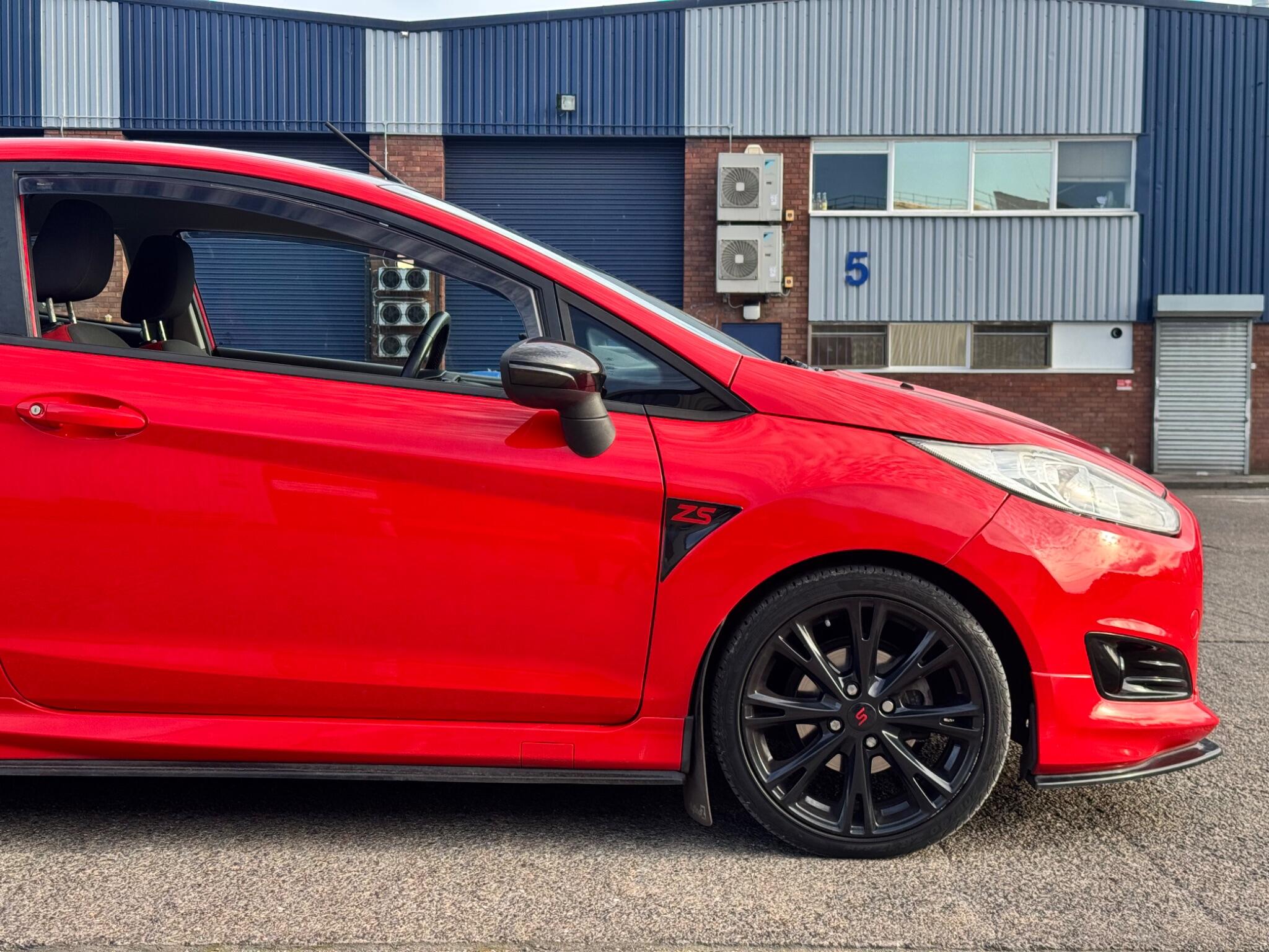 Ford Fiesta view 14