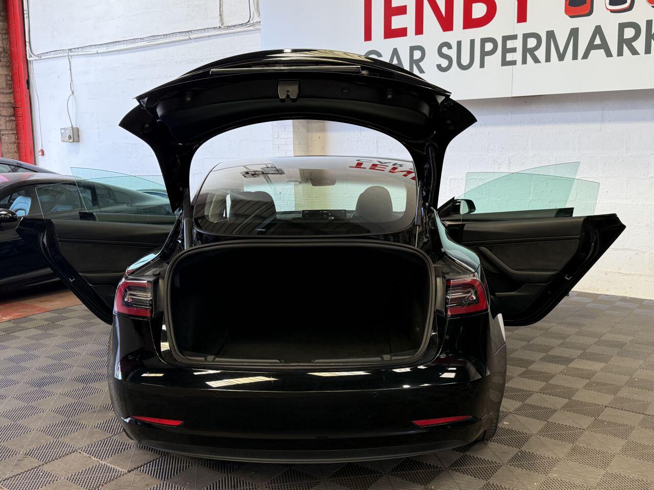 Tesla Model 3 view 15