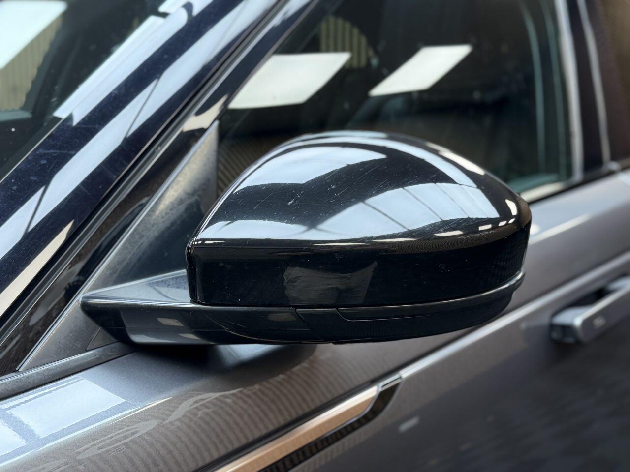 Land Rover Range Rover Velar view 22