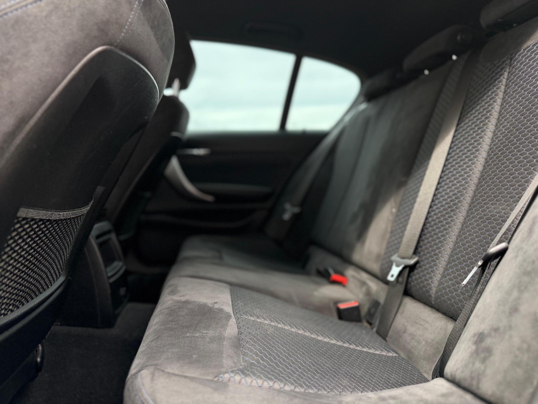 BMW 1 Series view 31