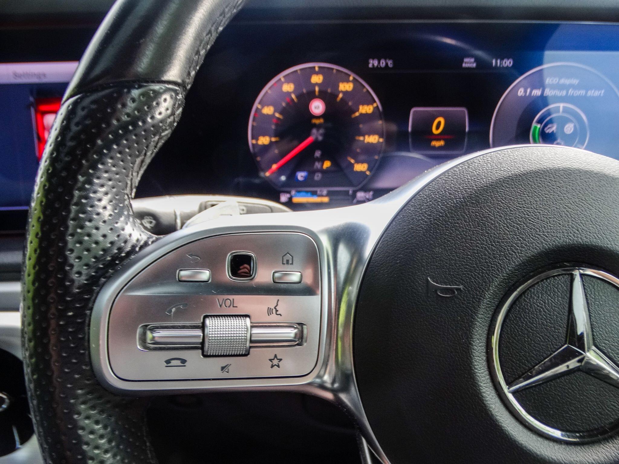 Mercedes-Benz G Class view 38