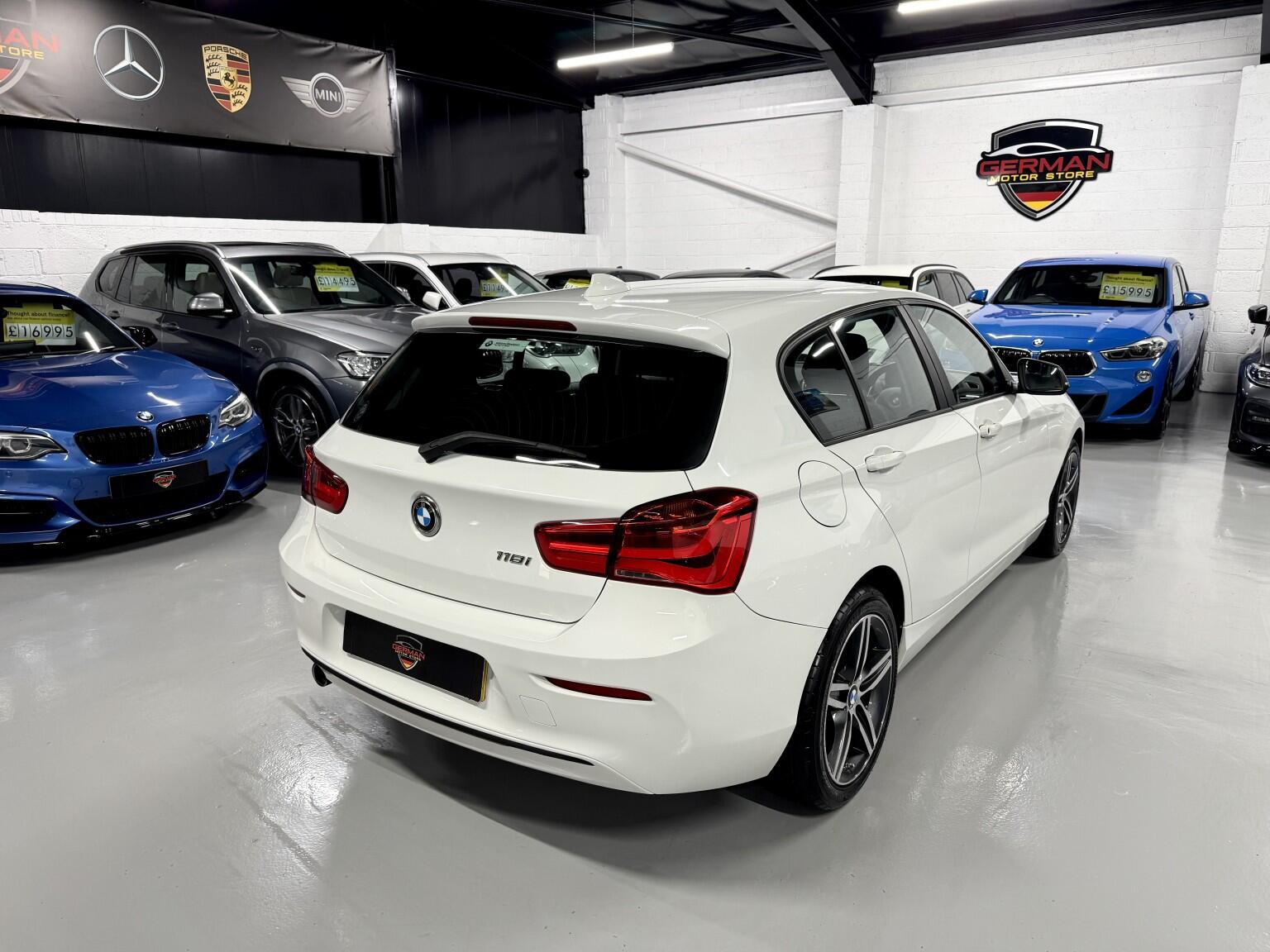 BMW 1 Series view 2