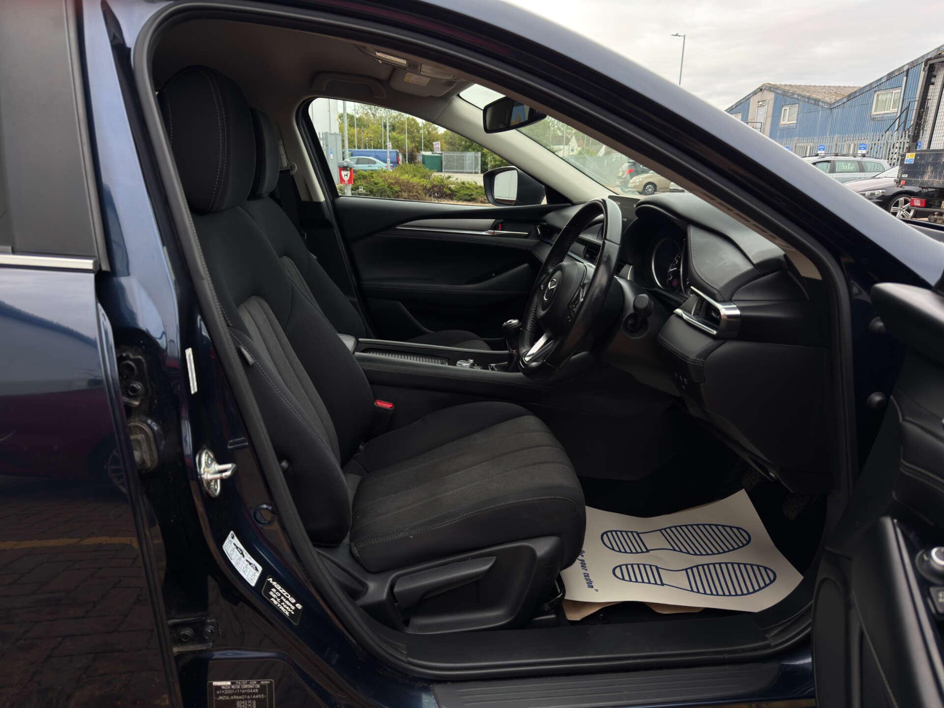 Mazda Skyactiv-G view 18