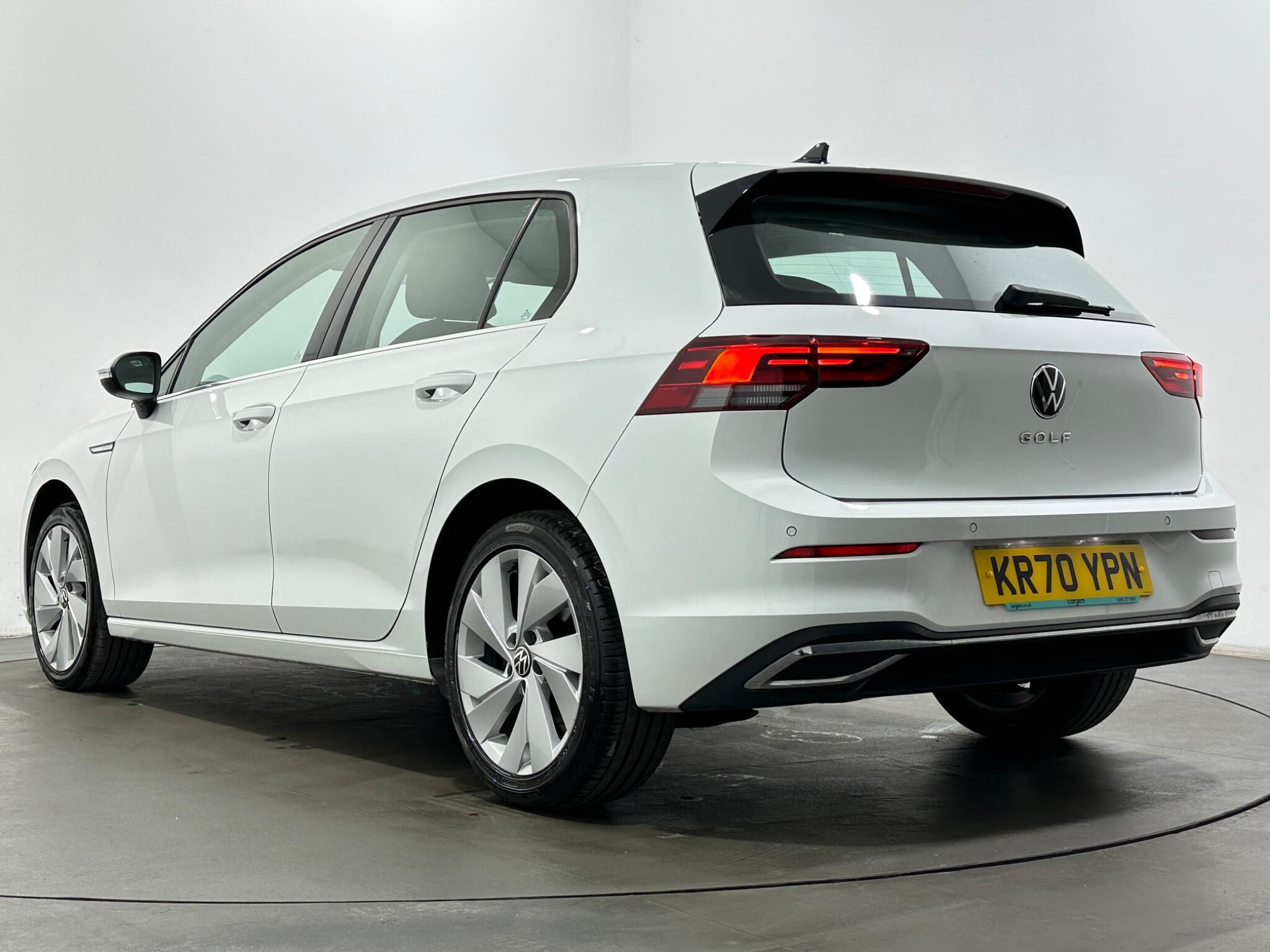 Volkswagen Golf view 48