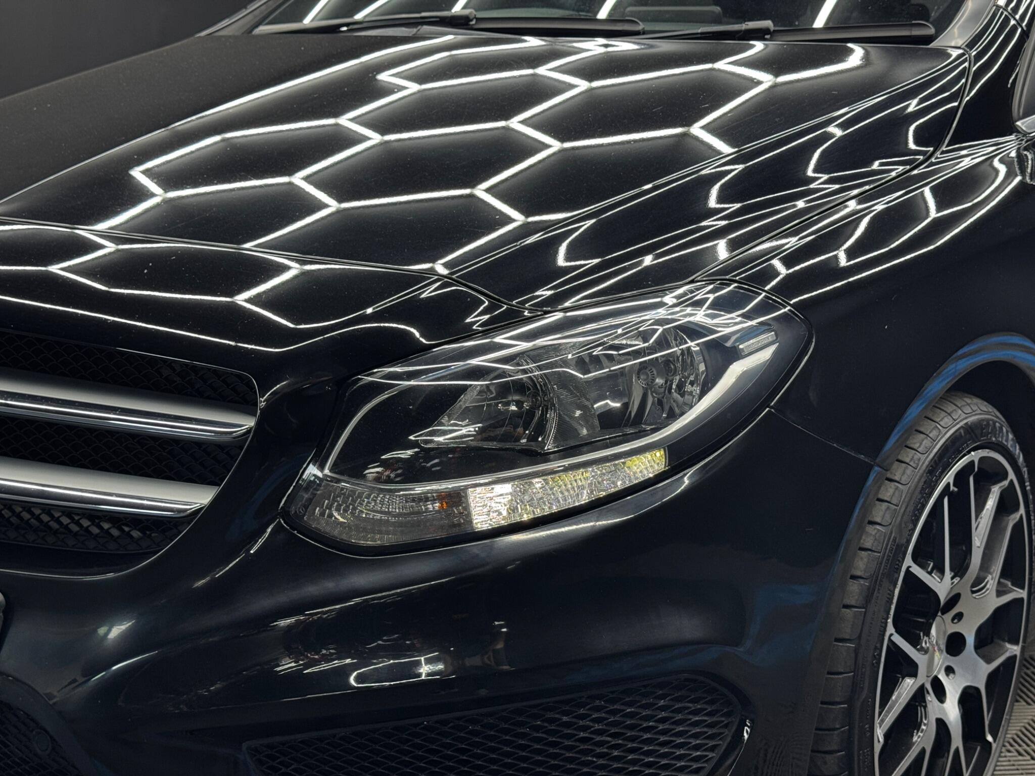 Mercedes-Benz B-Class view 43