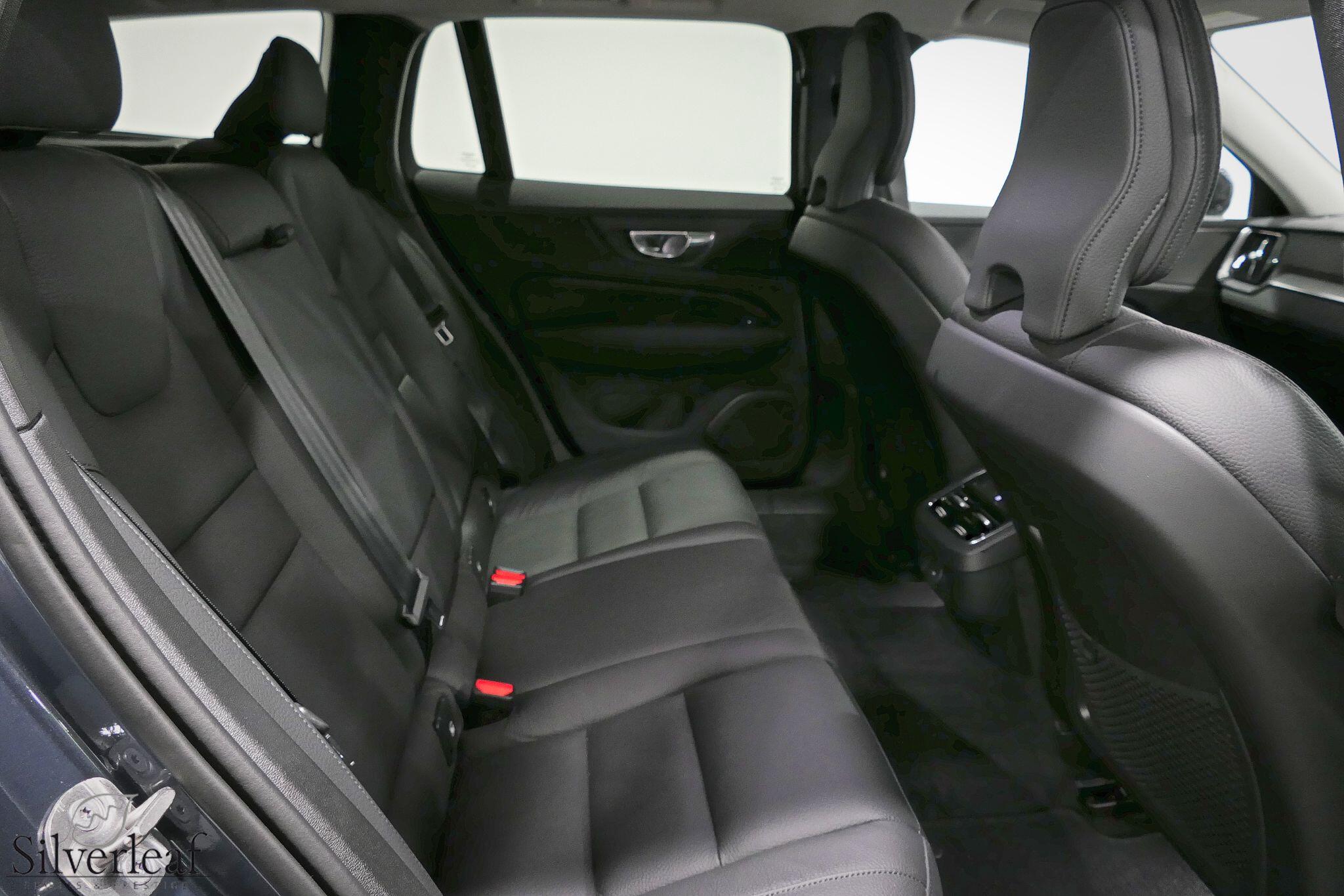 Volvo V60 view 24
