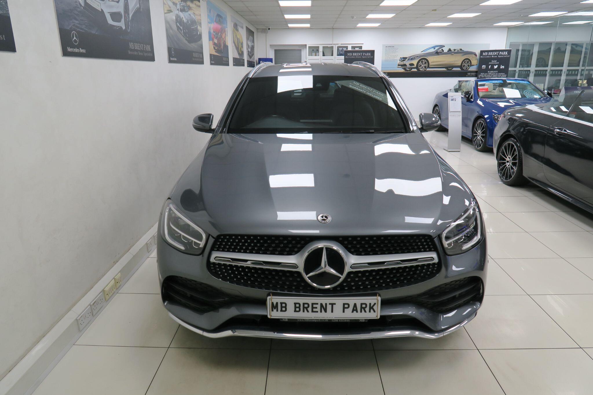 Mercedes-Benz GLC view 2