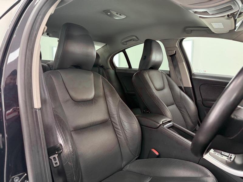 2011 Volvo S60 image 23