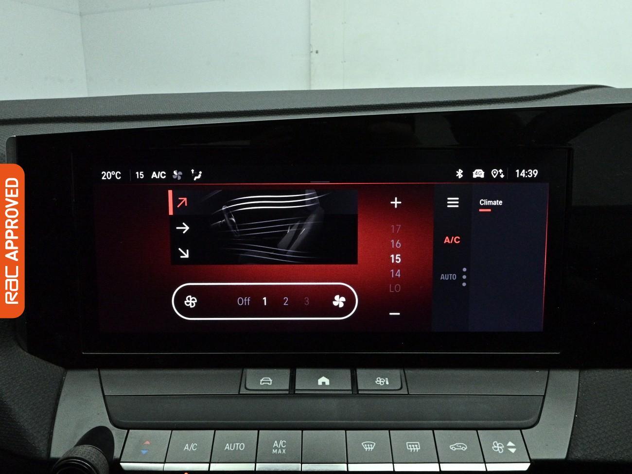 Vauxhall Astra view 15