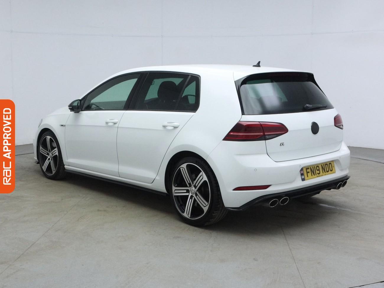 Volkswagen Golf view 4