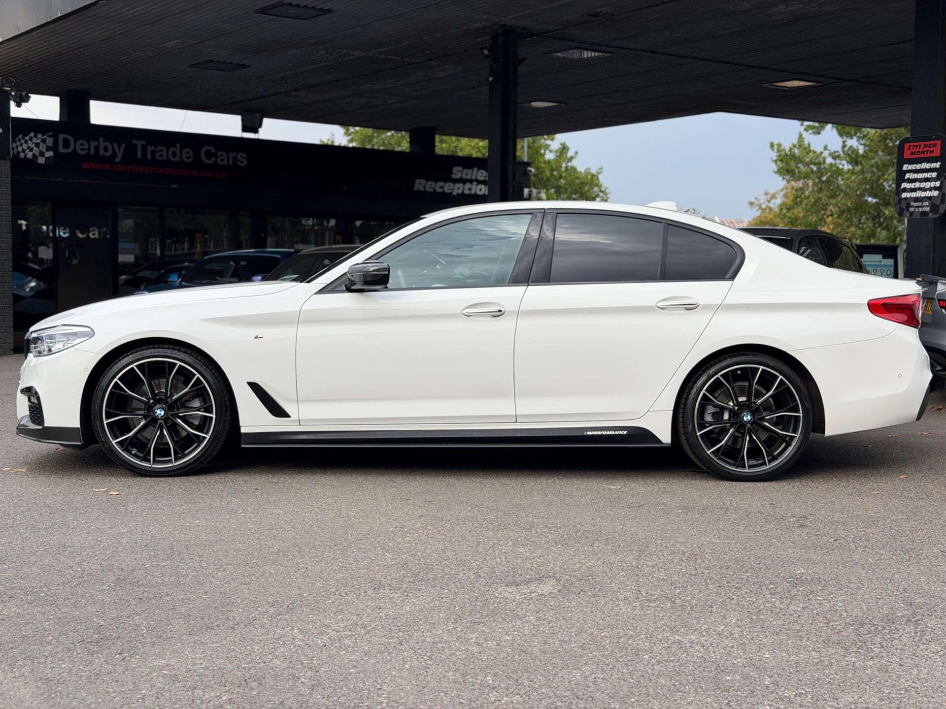BMW 5 Series view 8