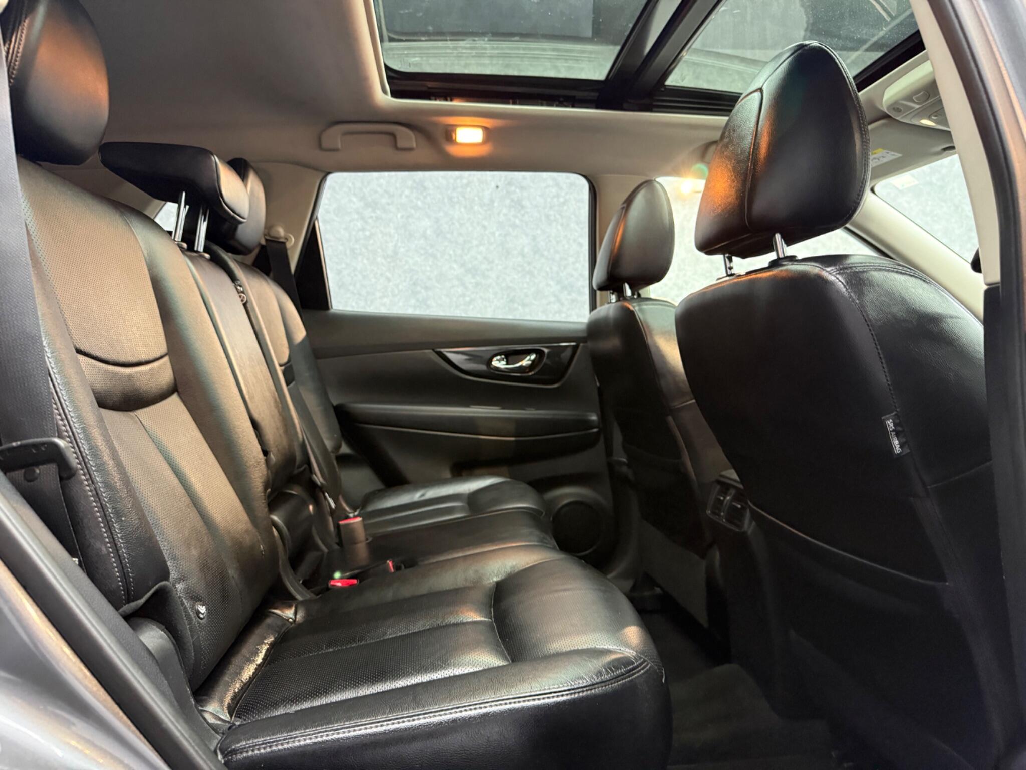 Nissan X-Trail view 17