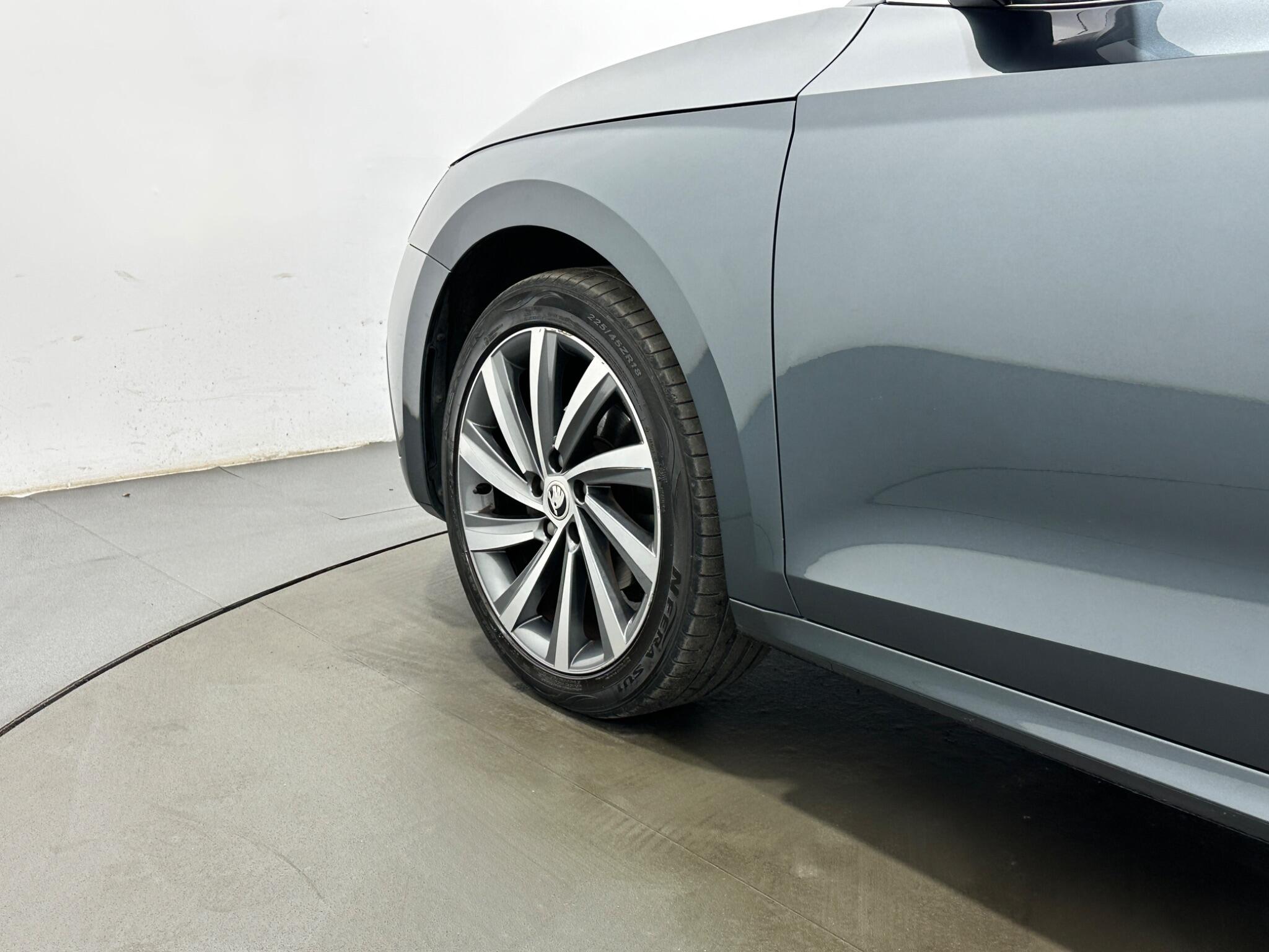 Skoda Octavia view 51