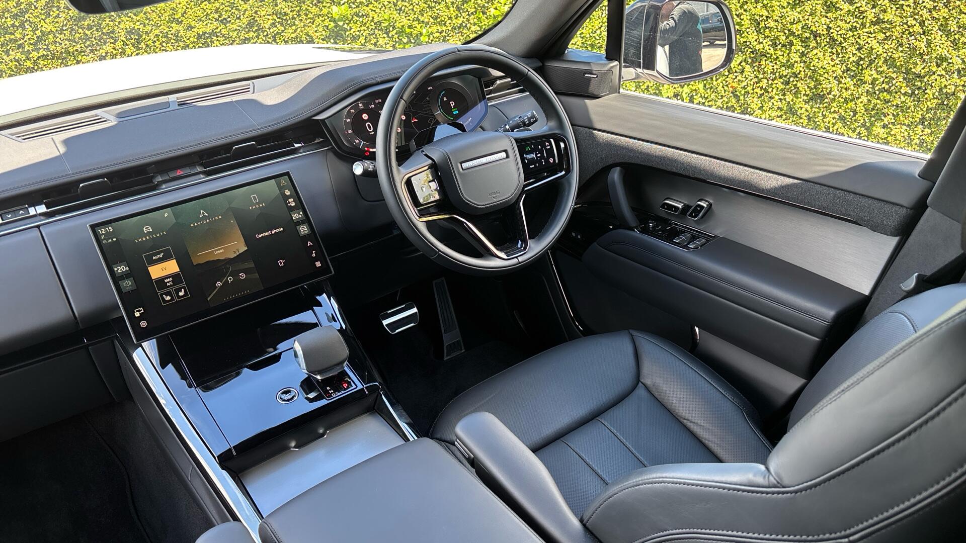 Land Rover Range Rover Sport view 31