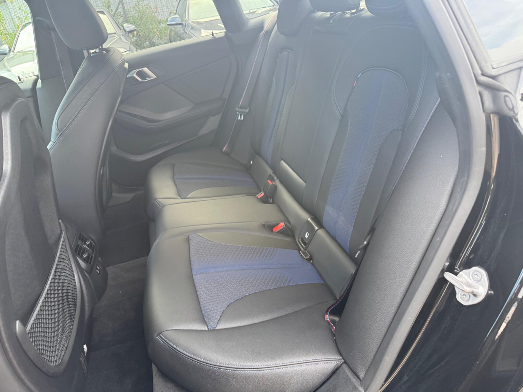 BMW 2 Series view 19
