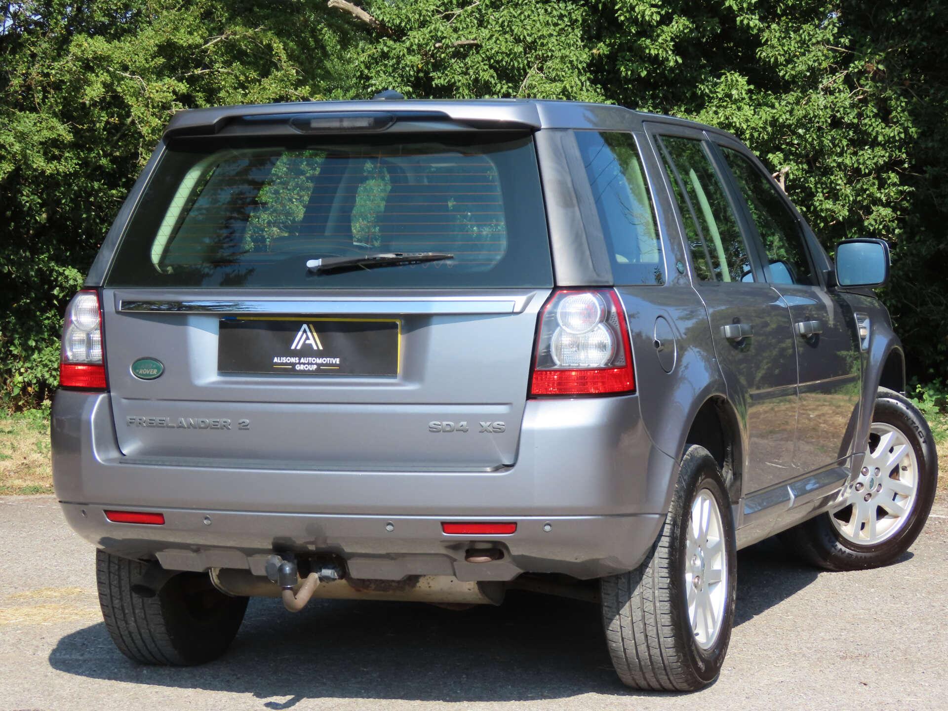 Land Rover Freelander view 4