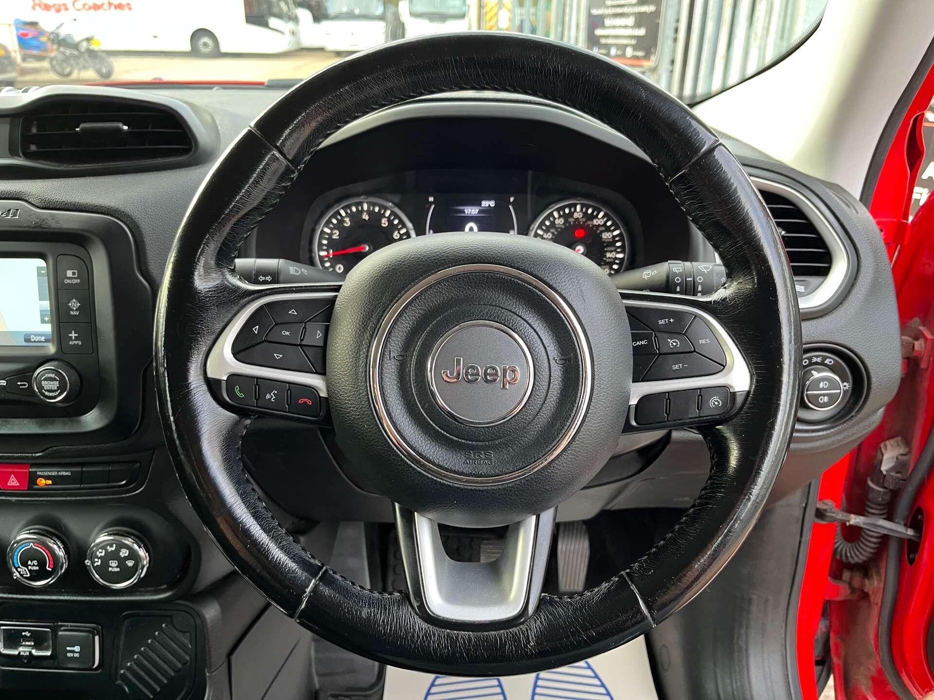 Jeep Renegade view 47