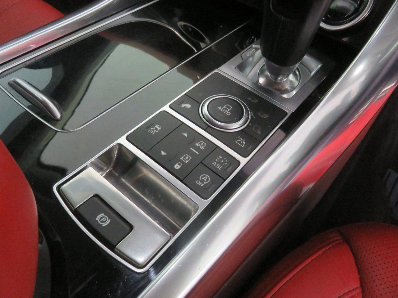 Land Rover Range Rover Sport view 42