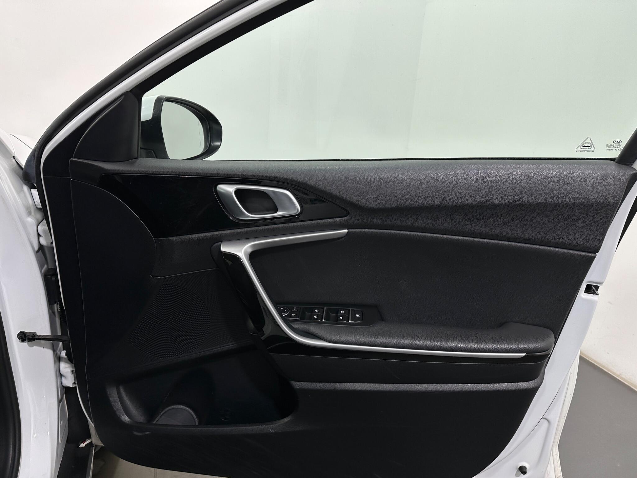 Kia Xceed view 34