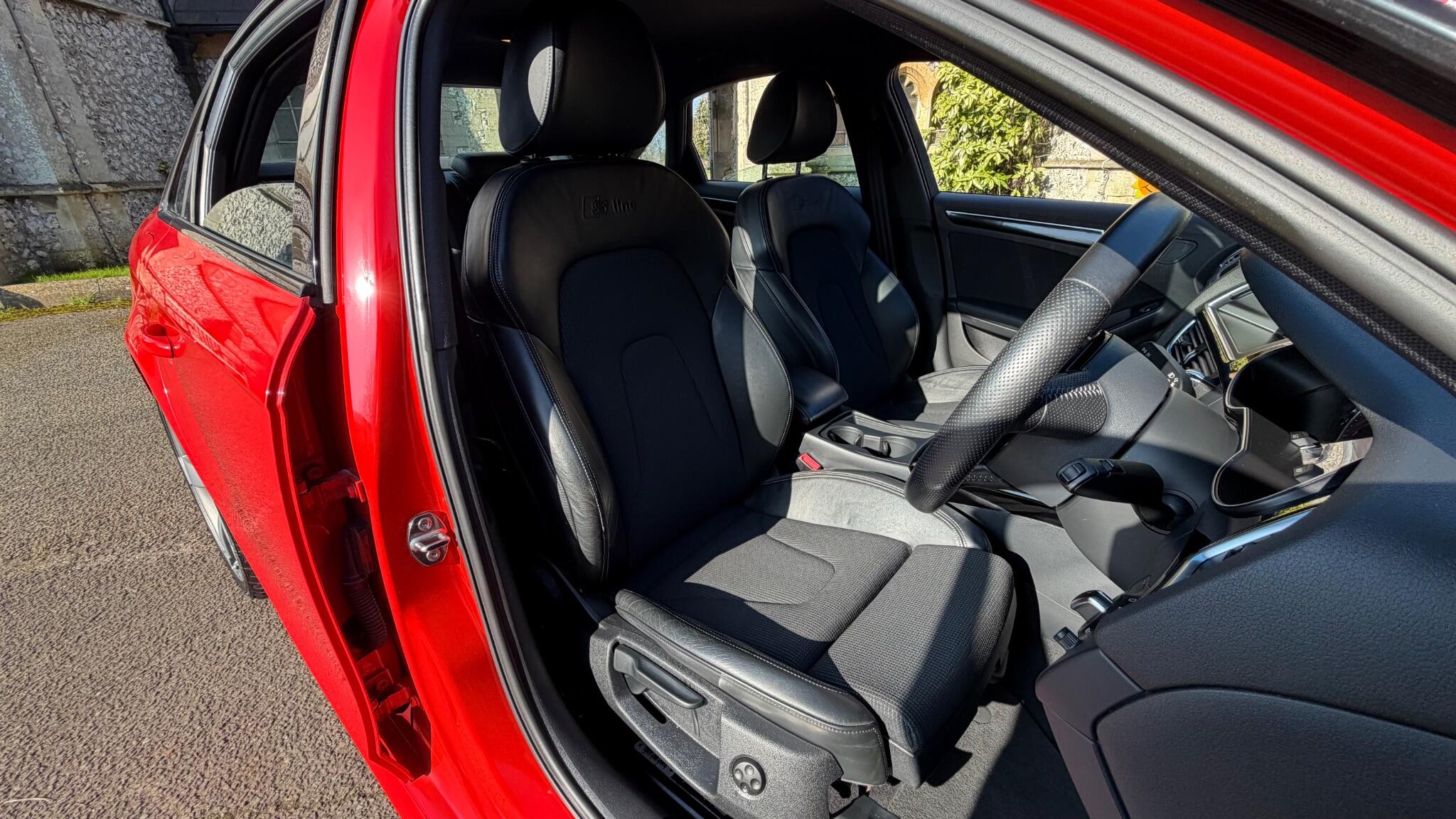 Audi A4 view 27