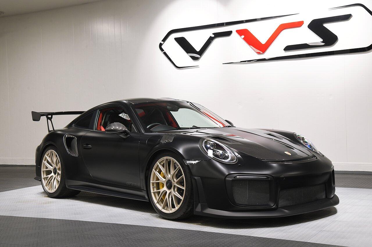Porsche 911 view 42