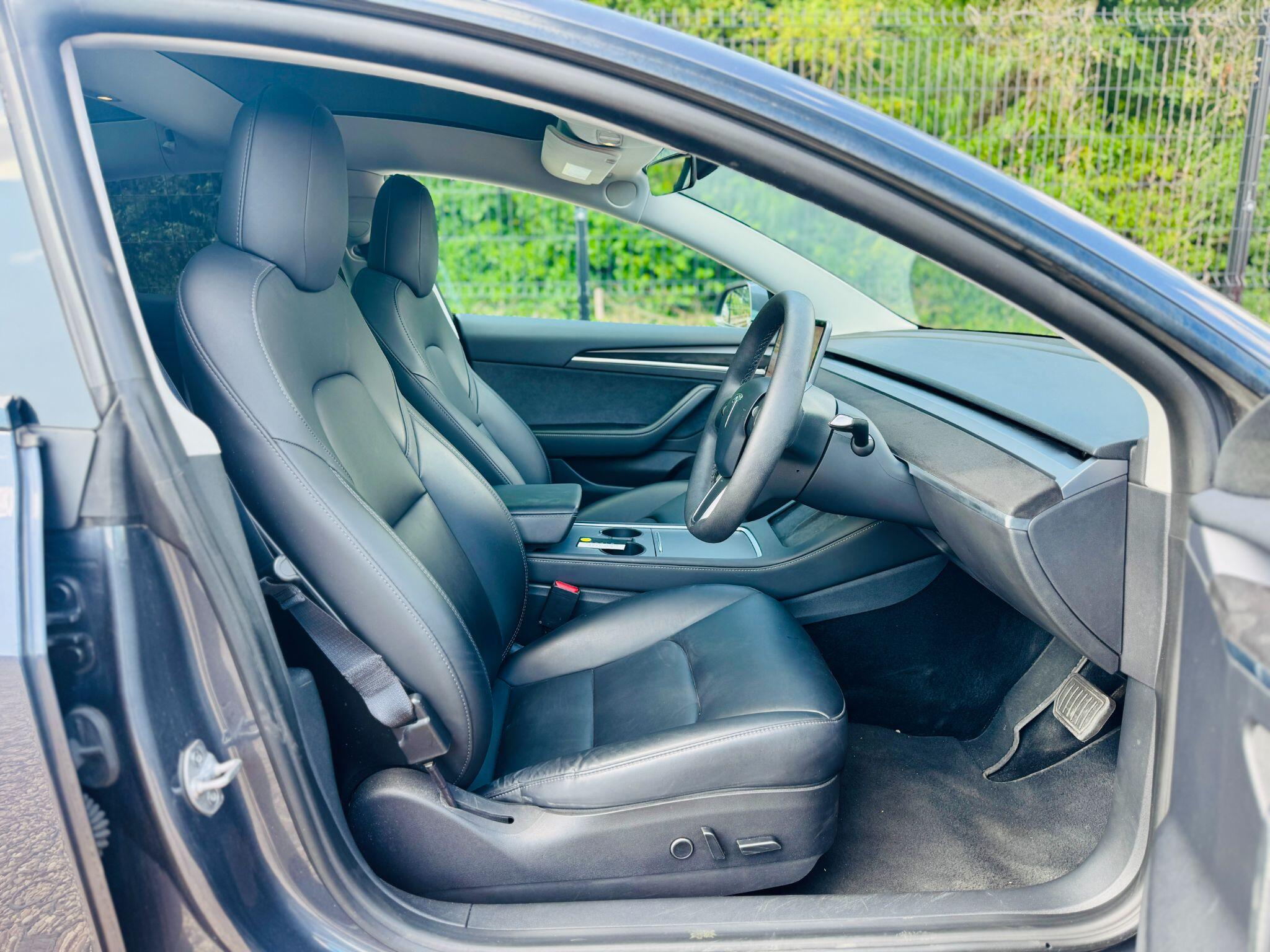 Tesla Model 3 view 28