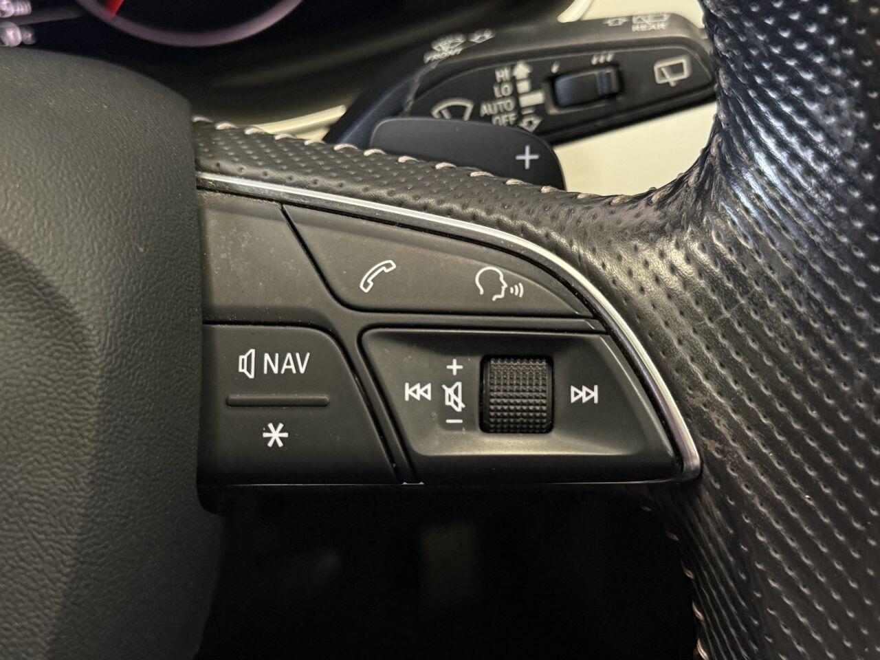 Audi Q7 view 40