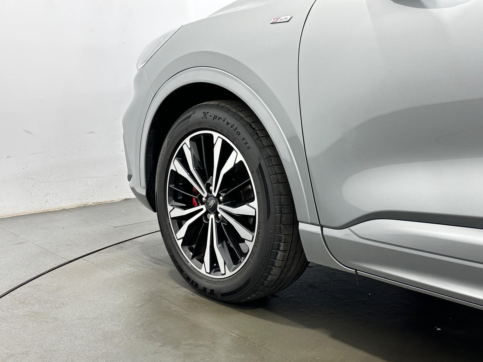 Ford Kuga view 51