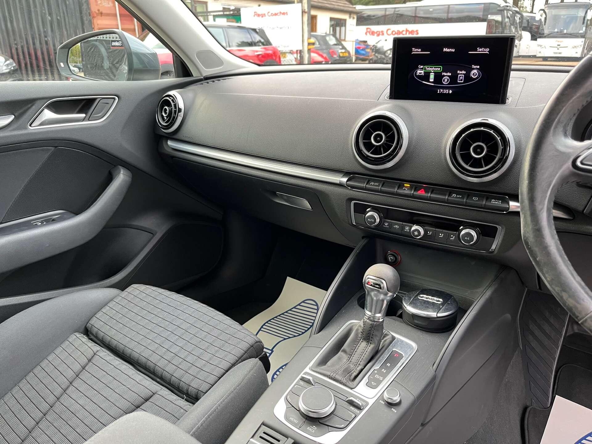 Audi A3 view 36