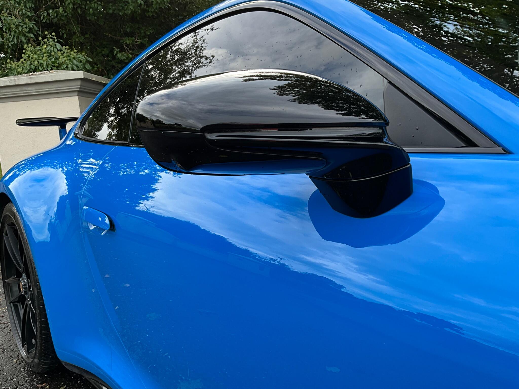 Porsche 911 view 32