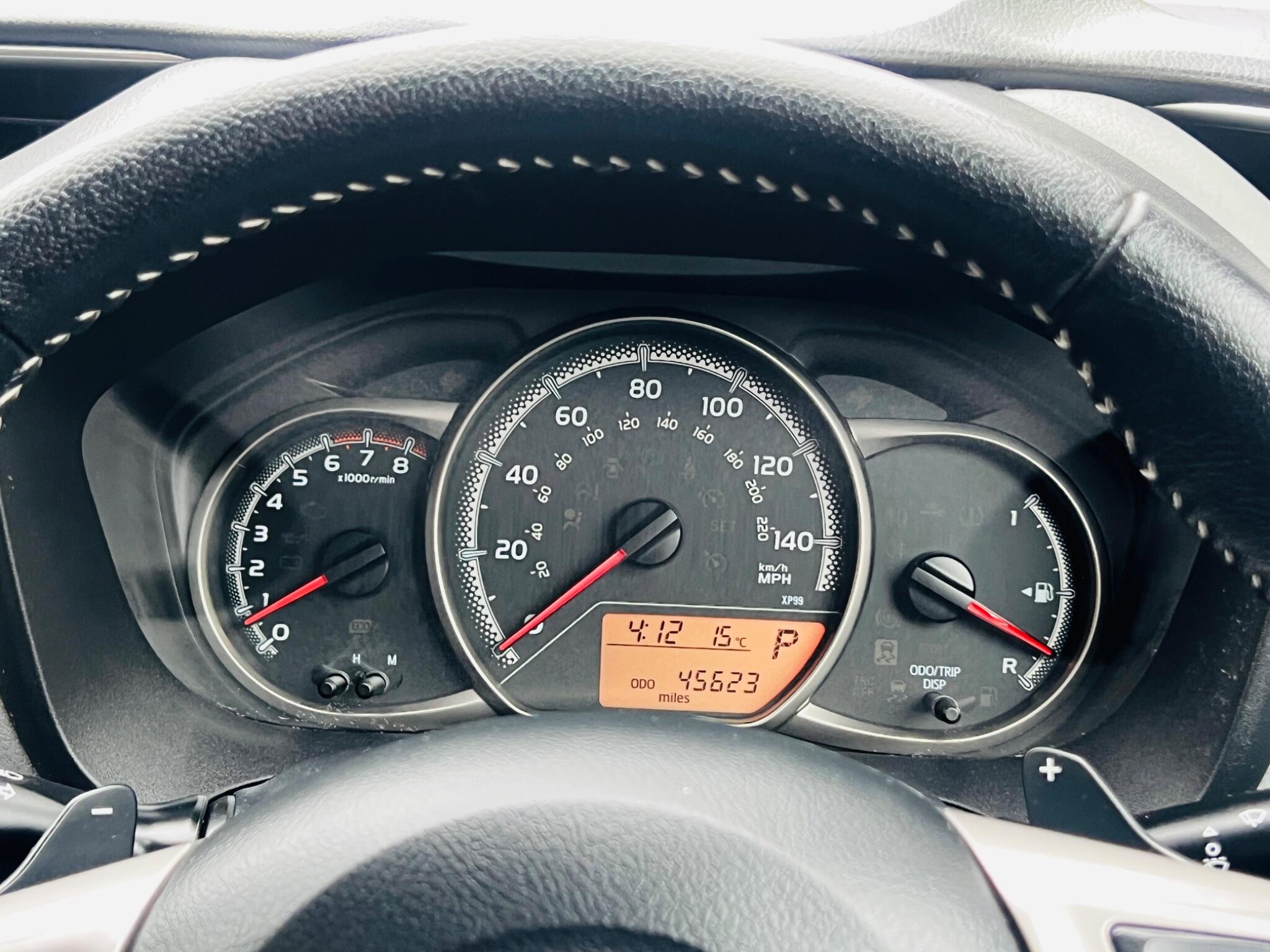 Toyota Yaris view 48